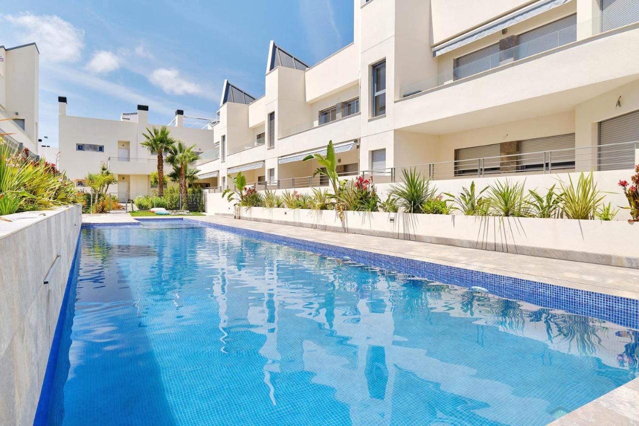 Villa Amalia Eco Torrevieja Bagian luar foto