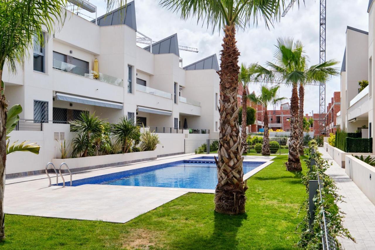 Villa Amalia Eco Torrevieja Bagian luar foto